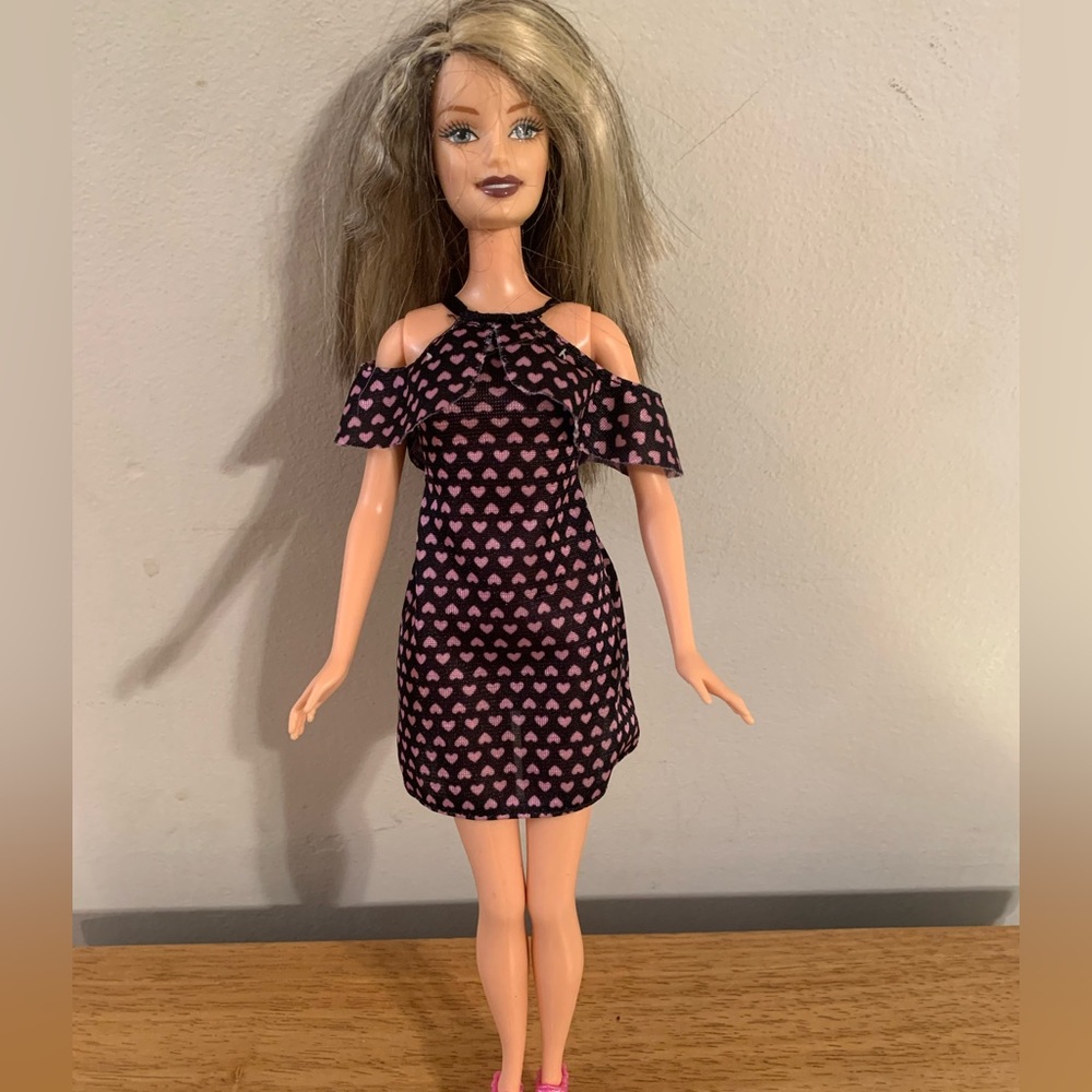 Barbie City Style Highlighted Hair 2005 Barbie Not original outfit